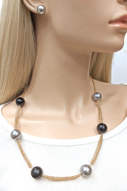 FASHION NECKLACES